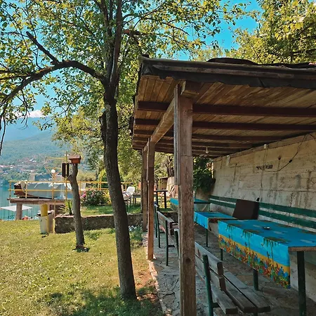 게스트하우스 999 Jablanicko Jezero Ostrozac (Jablanica)