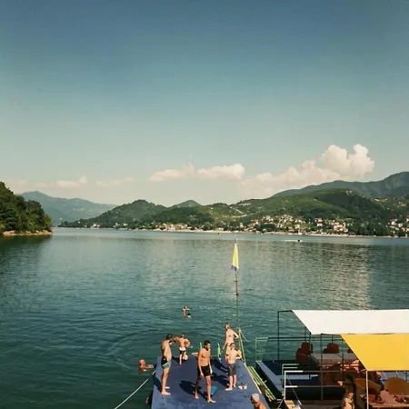 게스트하우스 999 Jablanicko Jezero Ostrozac (Jablanica)